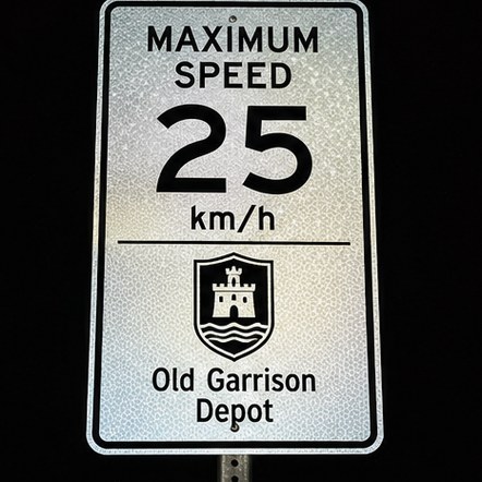 Wholesale custom road signs